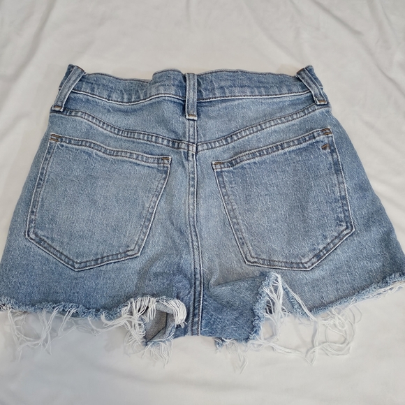 Madewell, The Perfect Jean Short - Picture 3 of 15